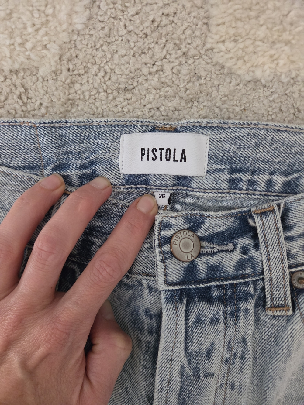 Pistola Light Wash Ripped Straight-Leg Jeans. Size 26. Inseam 25in - Picture 2 of 4